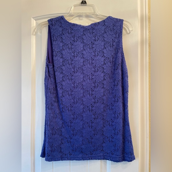 Croft & Barrow sleeveless lace top, size S - Picture 2 of 3
